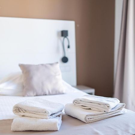 Planet Hotels Blue 엘아레날 외부 사진