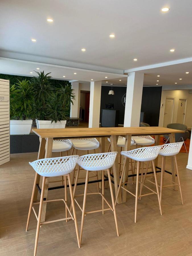 Planet Hotels Blue 엘아레날 외부 사진