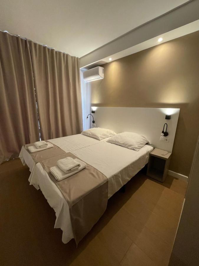 Planet Hotels Blue 엘아레날 외부 사진